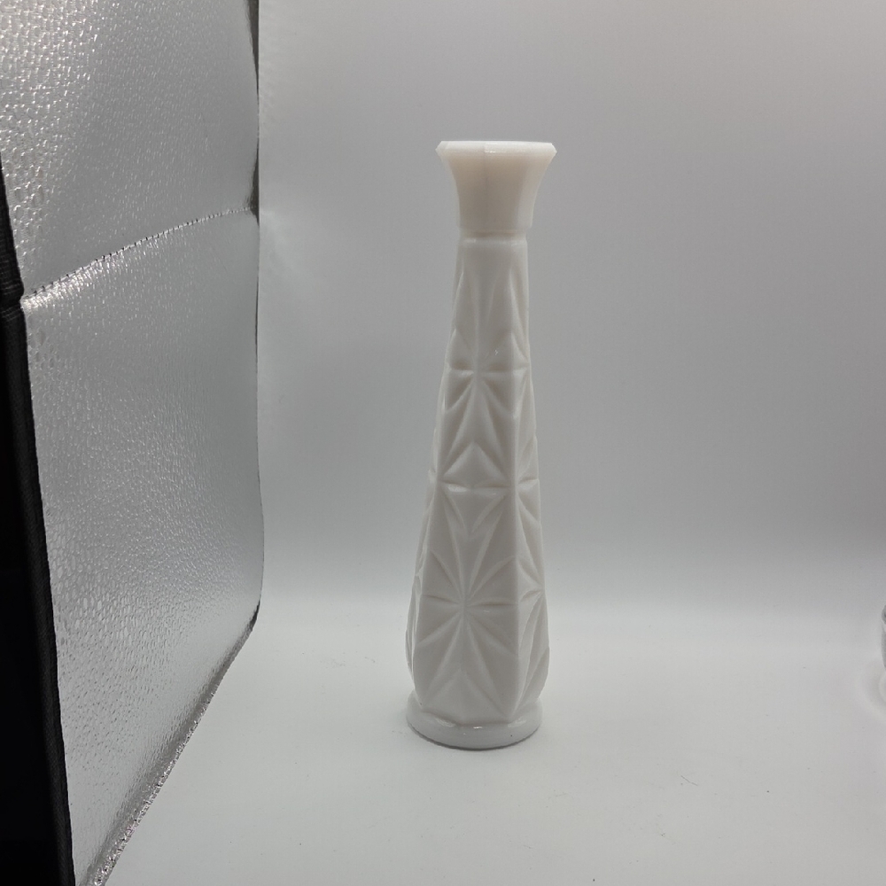 Milk Glass Anchor Hocking Starburst Milk Glass Vase